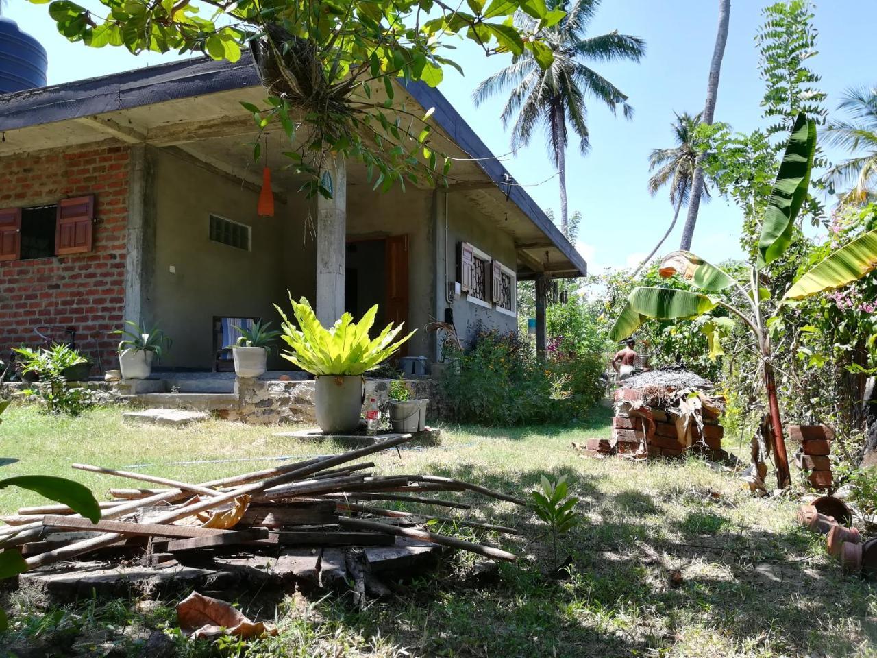 Hotel Julianu Tangalle Exterior foto